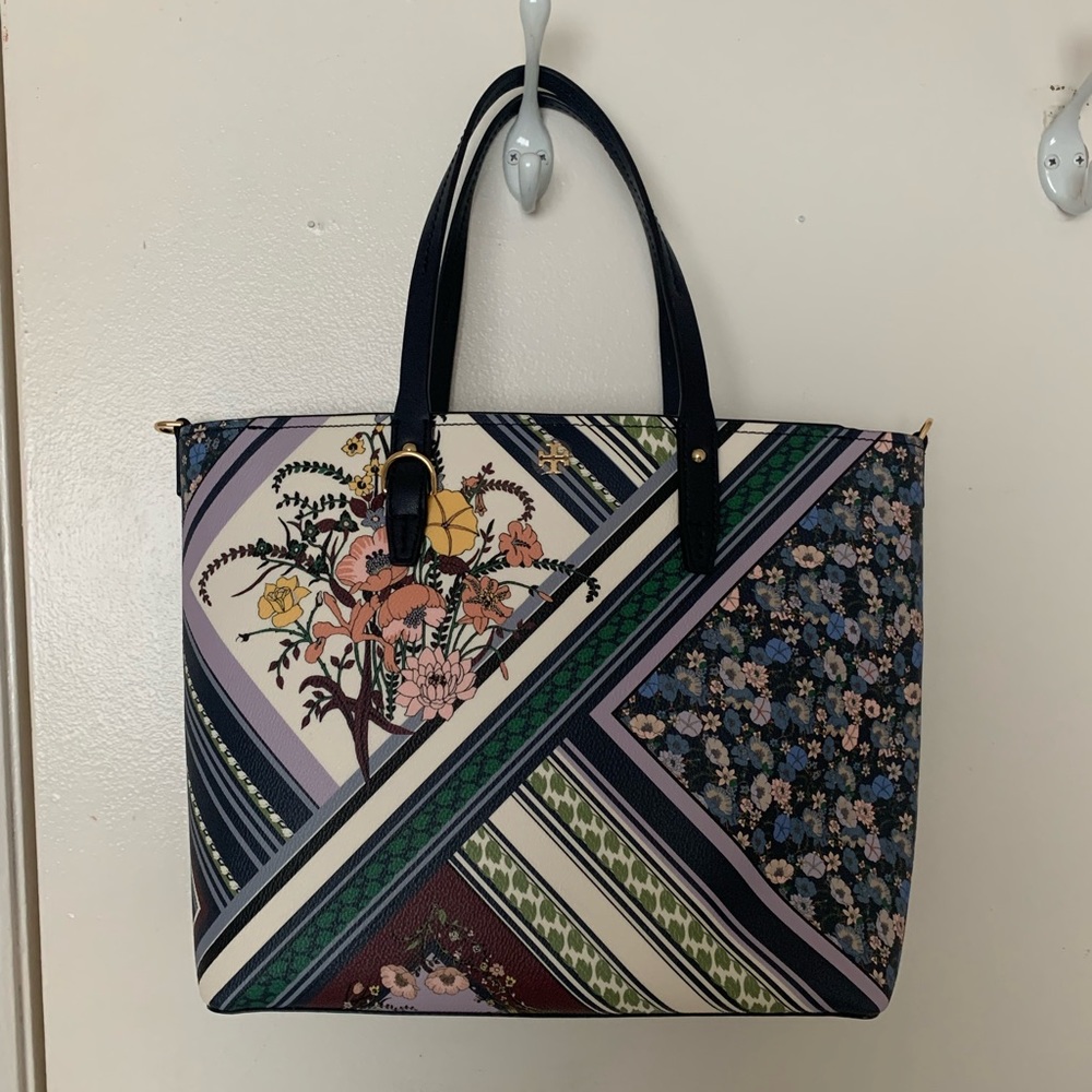 NEW tory Burch Kerrington small zip tote